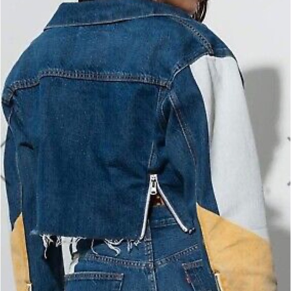 Vintage Levi’s cropped jean jacket - Picture 7 of 7